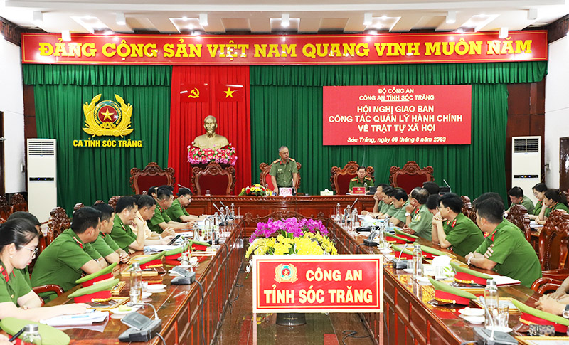 Công an tỉnh Sóc Trăng tổ chức giao ban công tác quản lý hành chính về trật tự xã hội